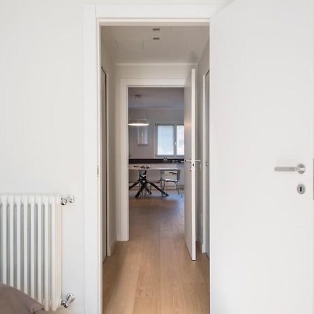 Brand New Apt , City Life District Мілан Екстер'єр фото